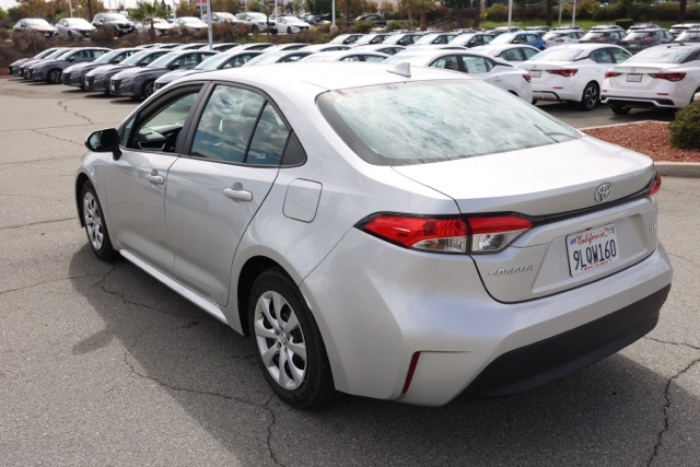 2024 Toyota Corolla LE photo 4