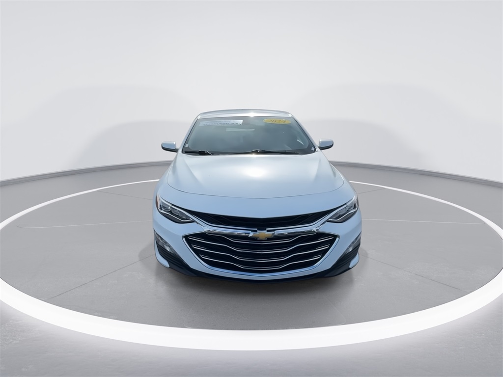 2024 Chevrolet Malibu Premier 2LT photo 3