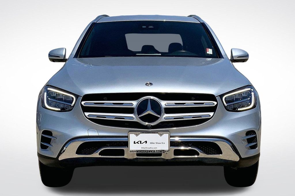 2022 Mercedes Benz GLC 300 photo 3