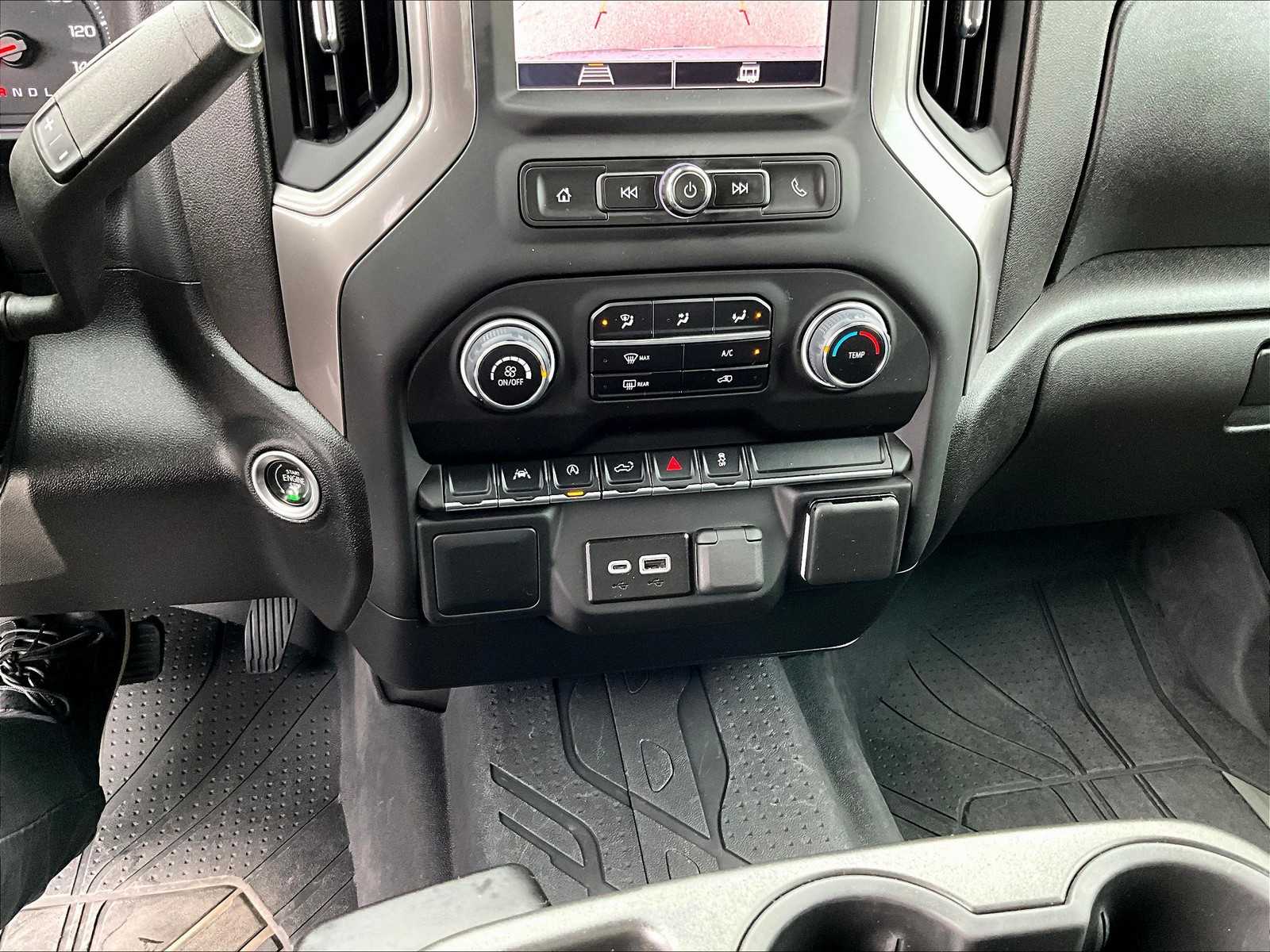 2024 Chevrolet Silverado 1500 Custom photo 24