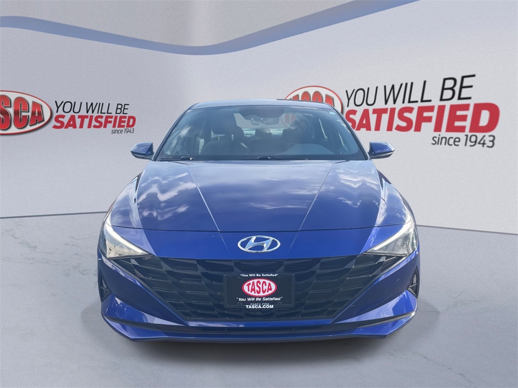 2023 Hyundai Elantra SEL photo 2