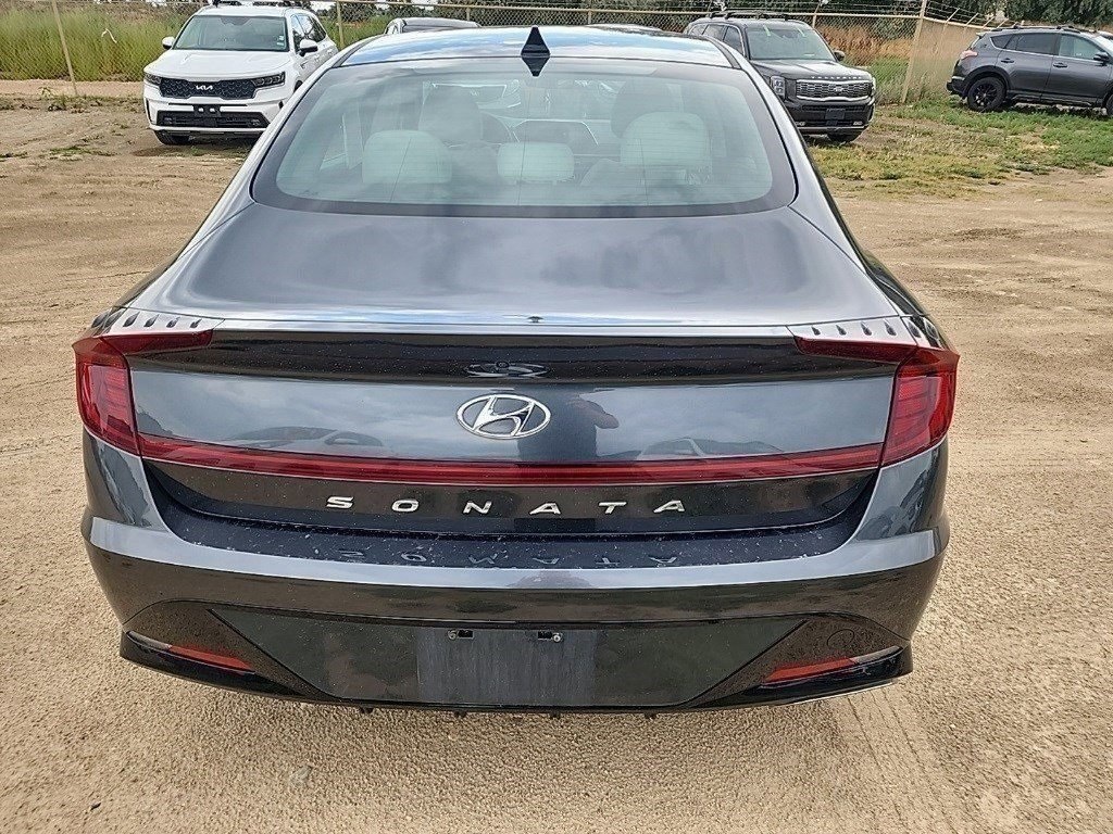 2022 Hyundai Sonata SEL photo 4