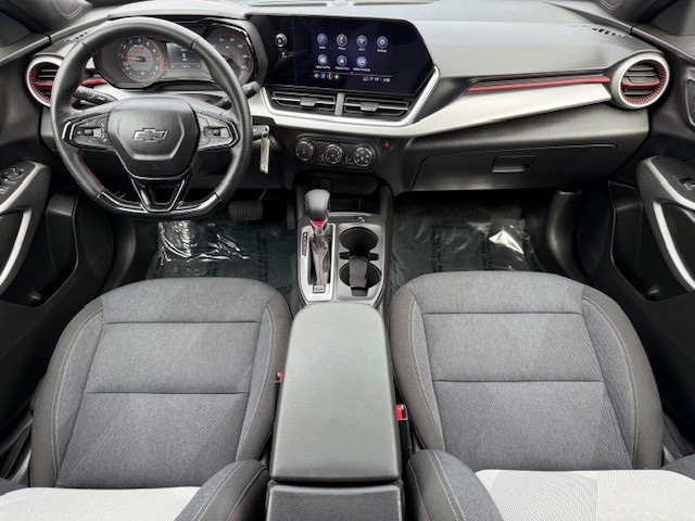 2024 Chevrolet Trax photo 15