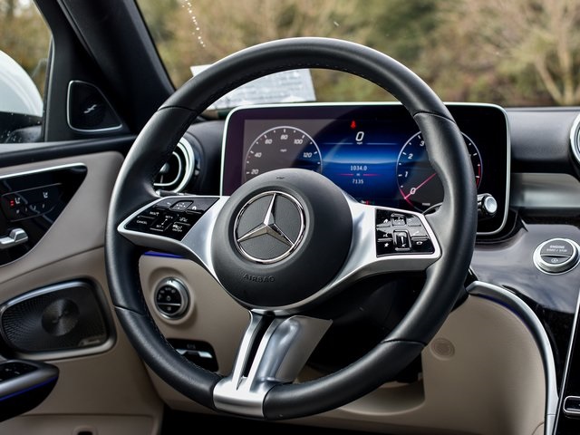 2025 Mercedes Benz C 300 photo 4