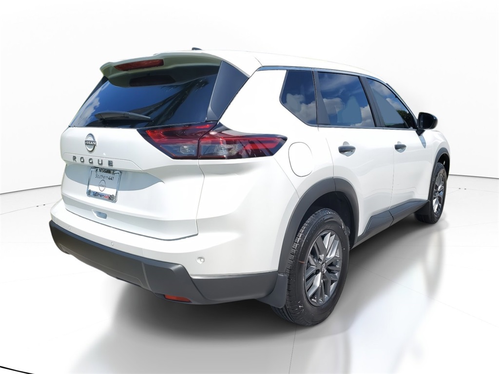 2025 Nissan Rogue S photo 7