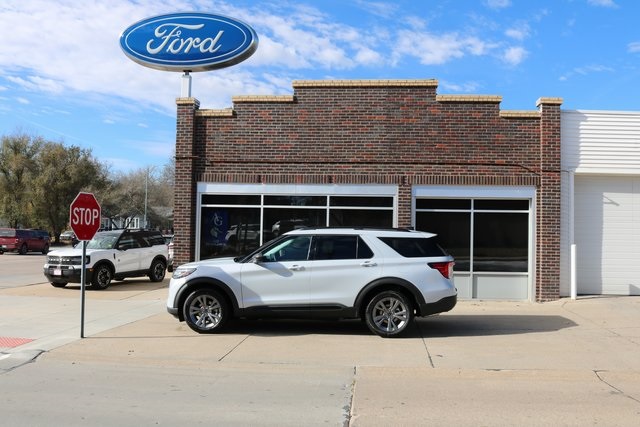 2026 Ford Explorer Active's photo