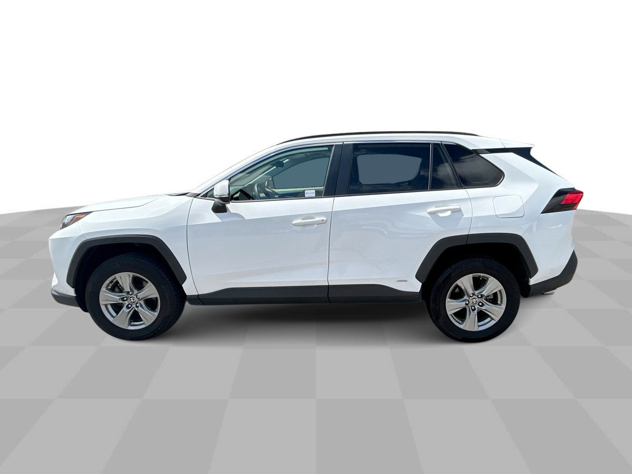 2022 Toyota RAV4 Hybrid XLE photo 5