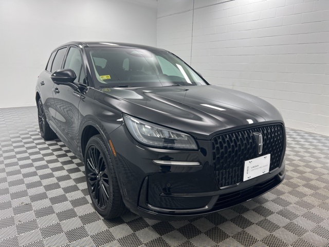 2023 Lincoln Corsair Base