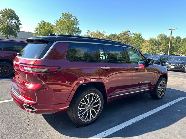 2025 Jeep Grand Cherokee L Summit Reserve photo 3