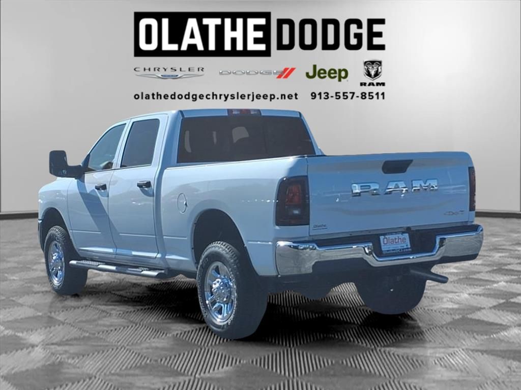 2025 Ram 2500 Tradesman photo 3