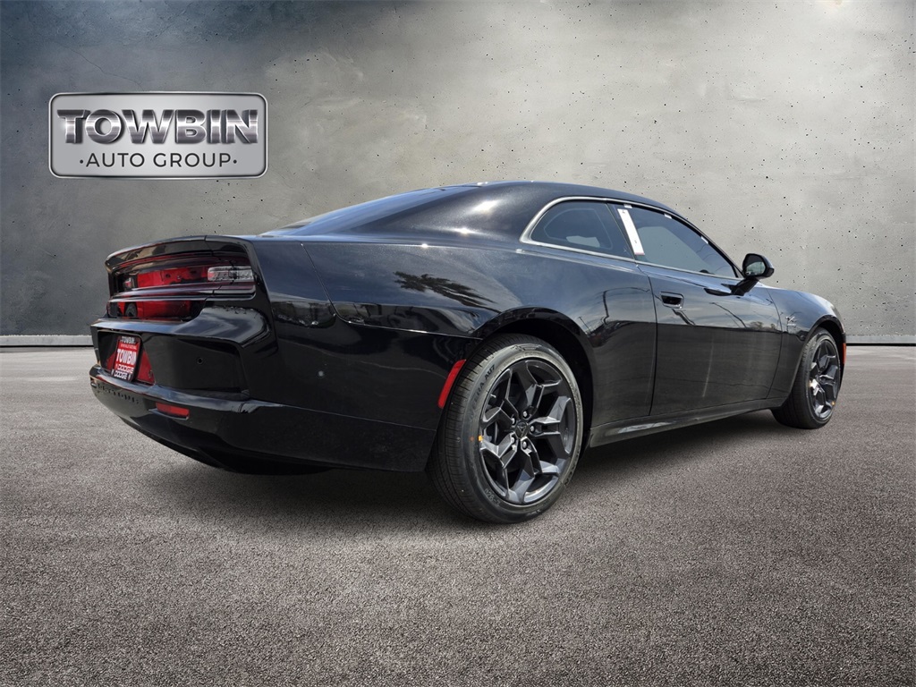 2025 Dodge Charger R/T photo 3