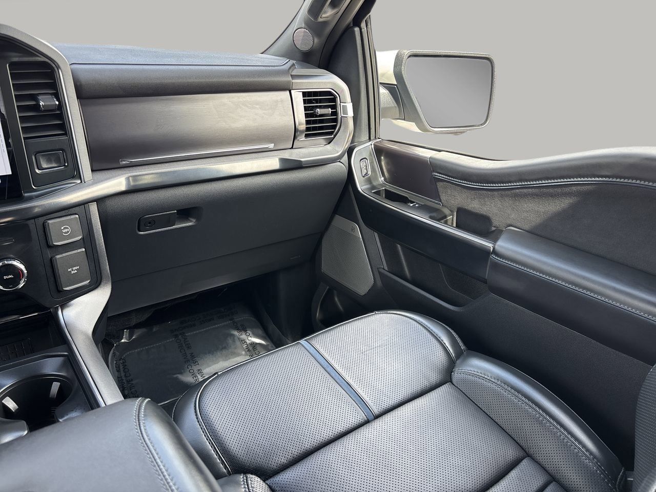 2024 Ford F-150 Platinum photo 13