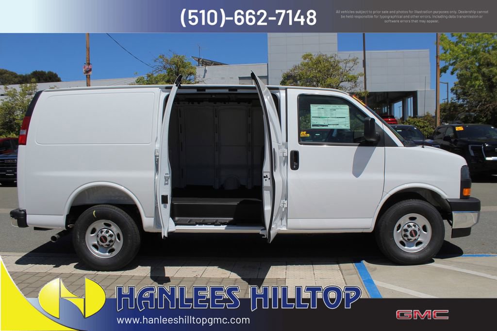2025 Gmc Savana Cargo 2500 photo 3