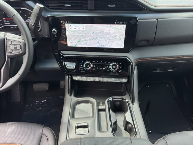 2025 Gmc Sierra 3500 HD AT4 photo 19