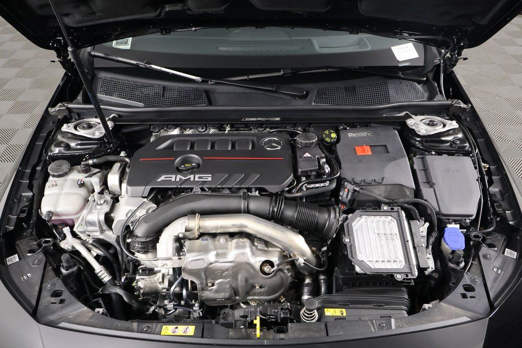2026 Mercedes Benz CLA 35 AMG 4MATIC photo 9