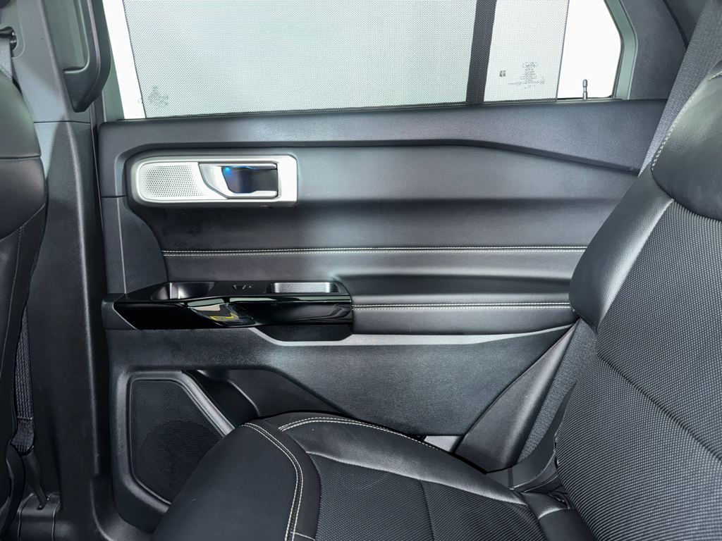 2023 Ford Explorer ST photo 40