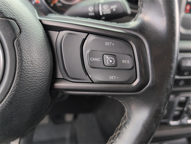 2021 Jeep Gladiator Willys photo 24