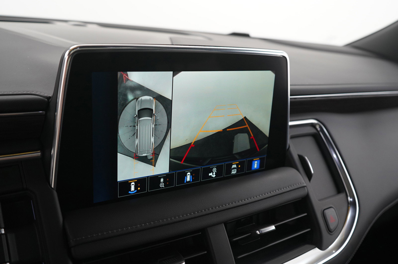 2024 Chevrolet Tahoe Z71 photo 25