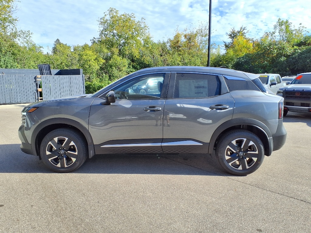 2026 Nissan Kicks SV photo 2
