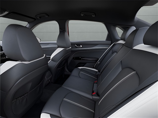 2026 Kia K5 GT-Line photo 17