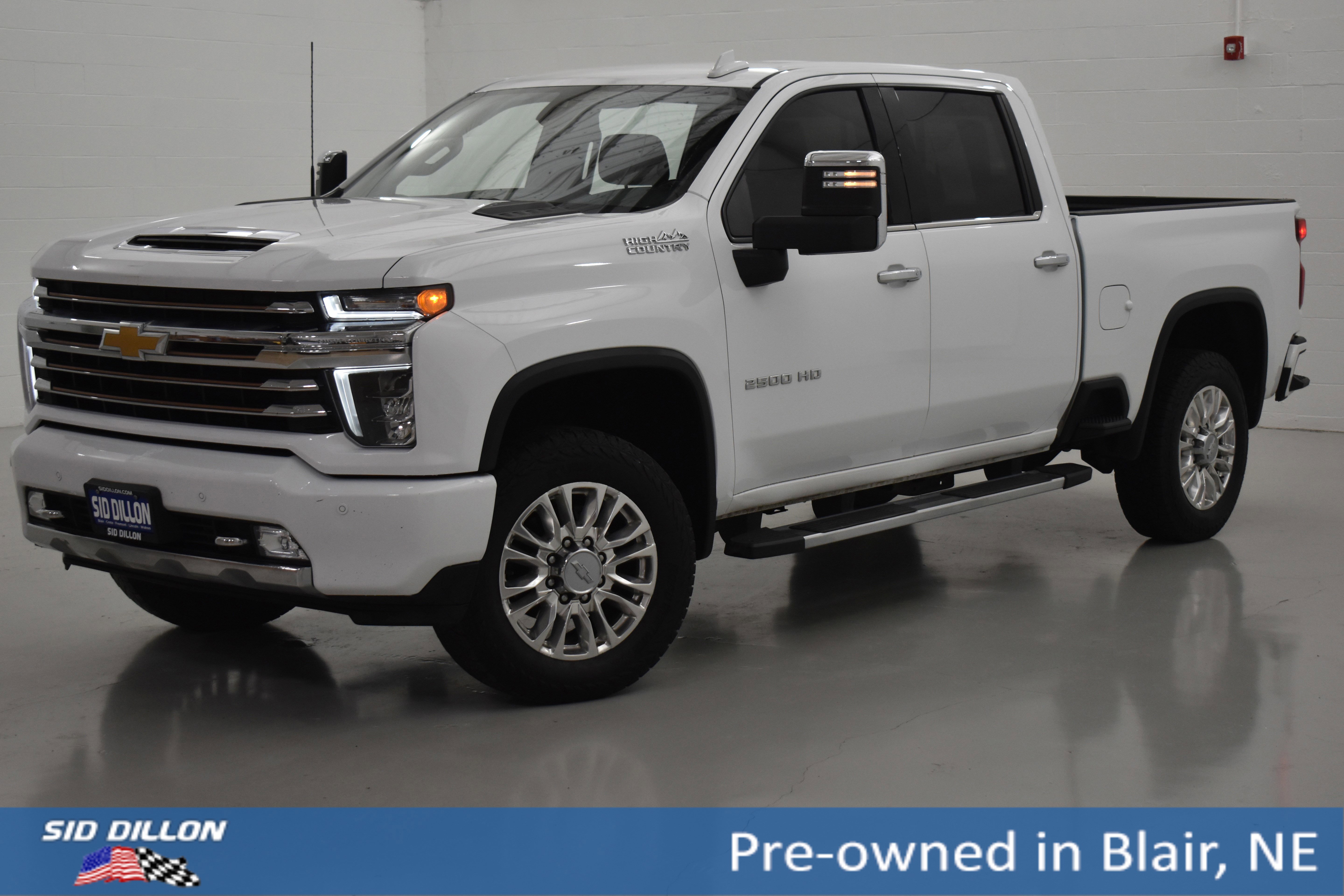 2020 Chevrolet Silverado HD High Country's photo