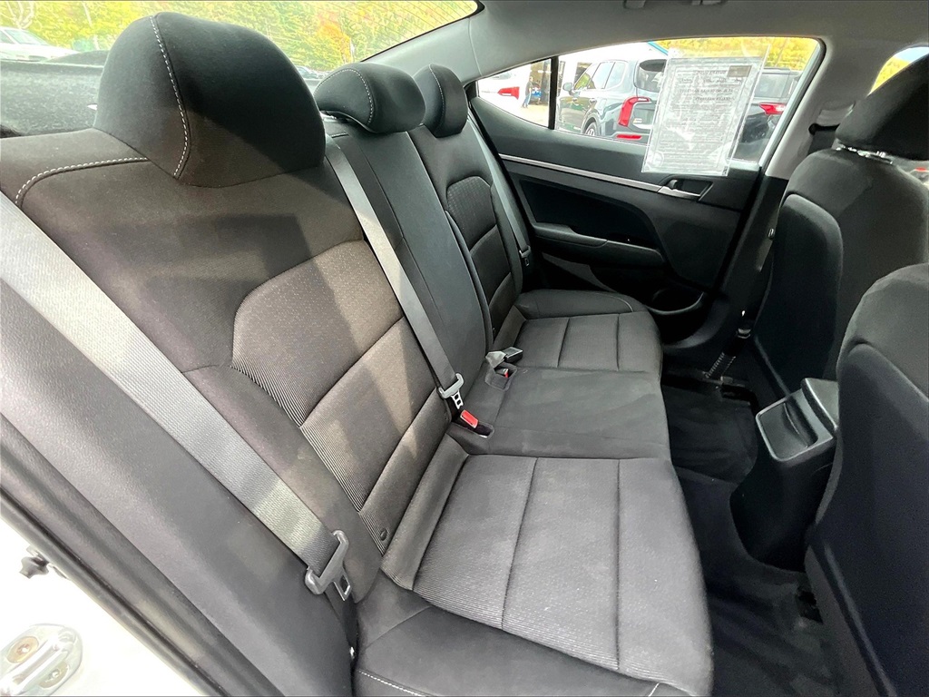 2018 Hyundai Elantra SEL photo 13