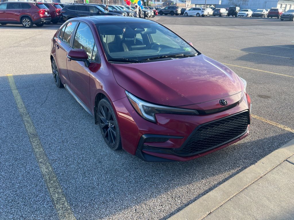 2023 Toyota Corolla SE photo 3
