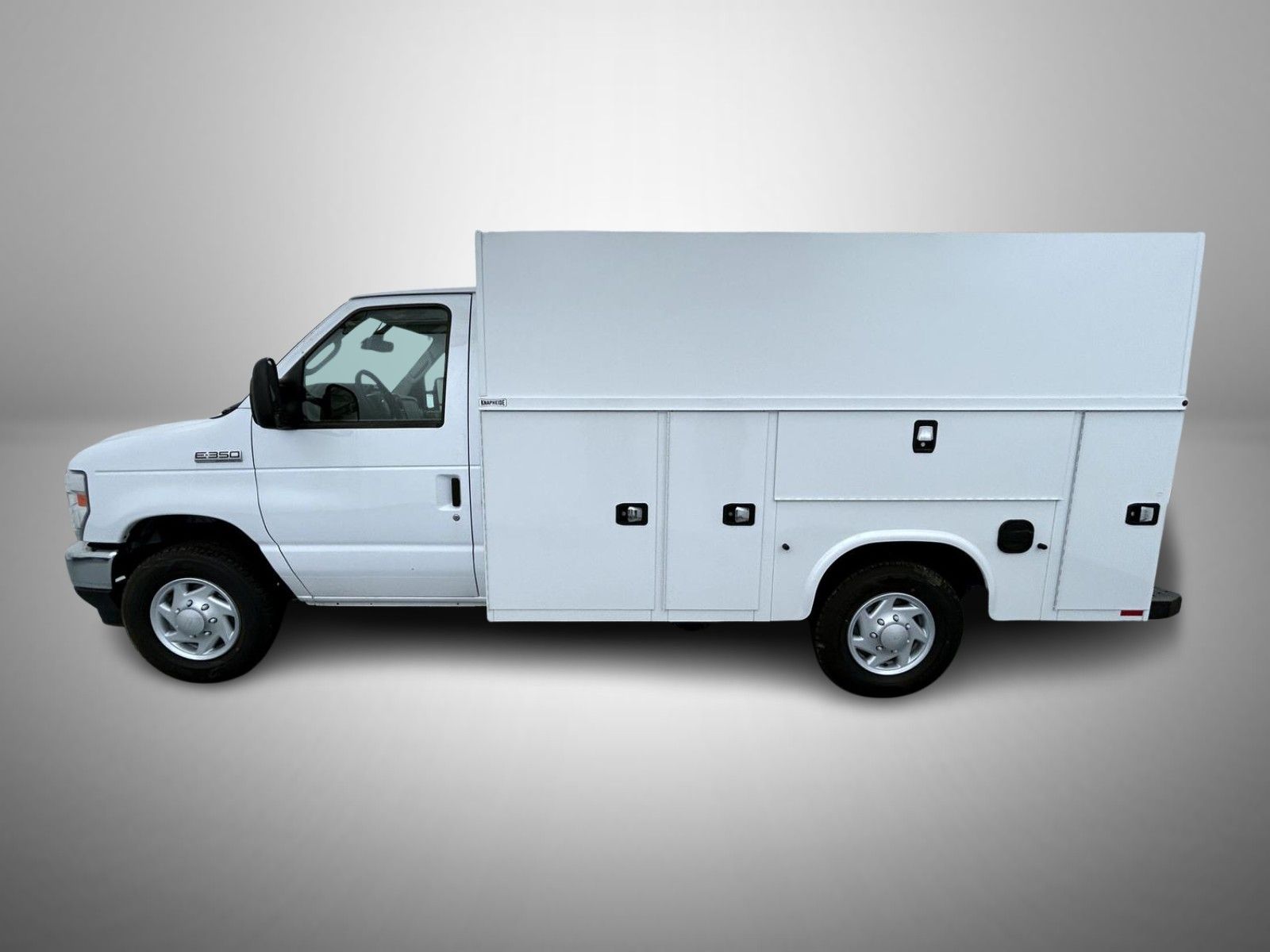 2026 Ford E-350 Base photo 4