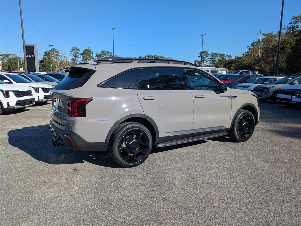 2026 Kia Sorento X-Line SX Prestige photo 2