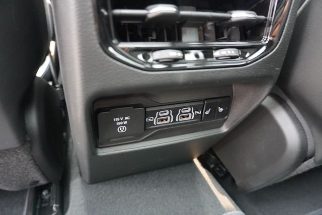 2024 Jeep Grand Cherokee Overland 4xe photo 18