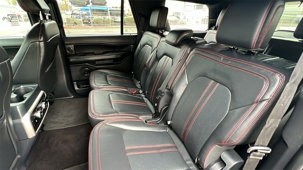 2022 Ford Expedition Limited photo 8
