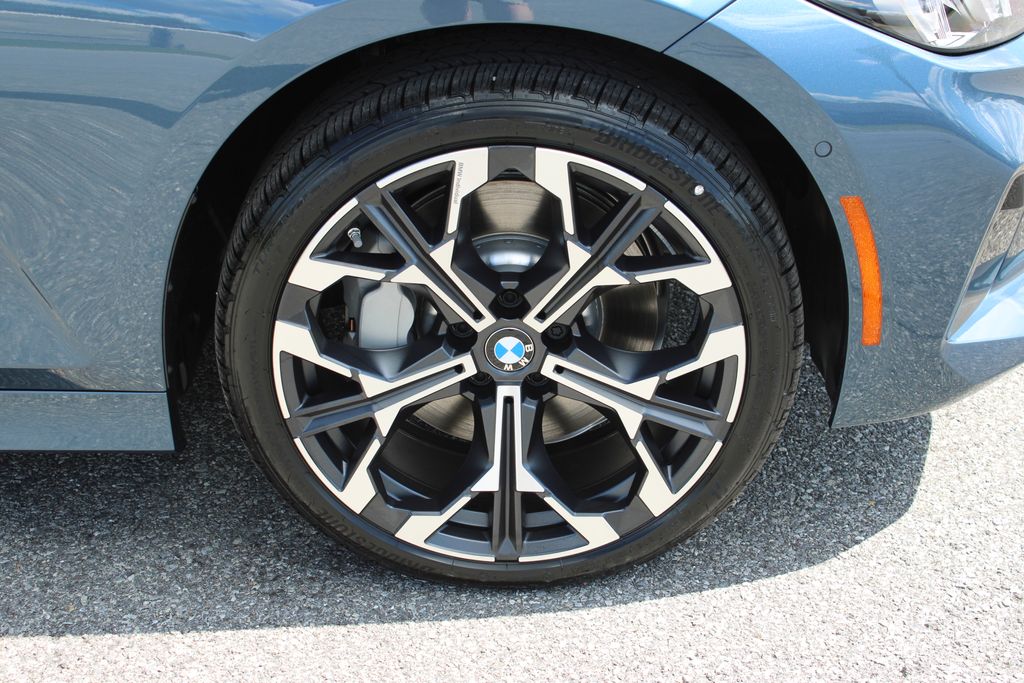 2025 Bmw 330i xDrive photo 32
