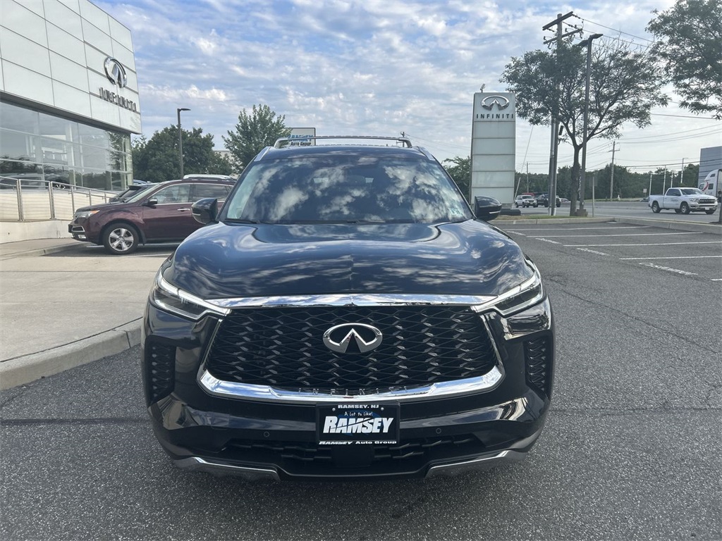 2022 Infiniti QX60 Sensory photo 2