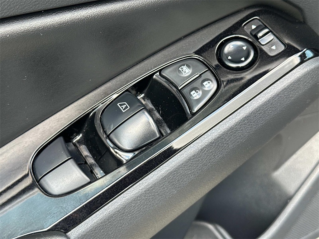 2023 Nissan Altima 2.5 SV photo 26