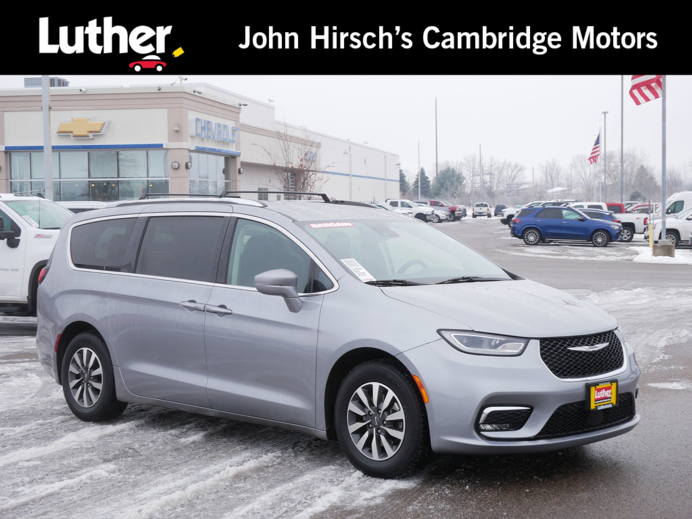 2021 Chrysler Pacifica Touring L's photo