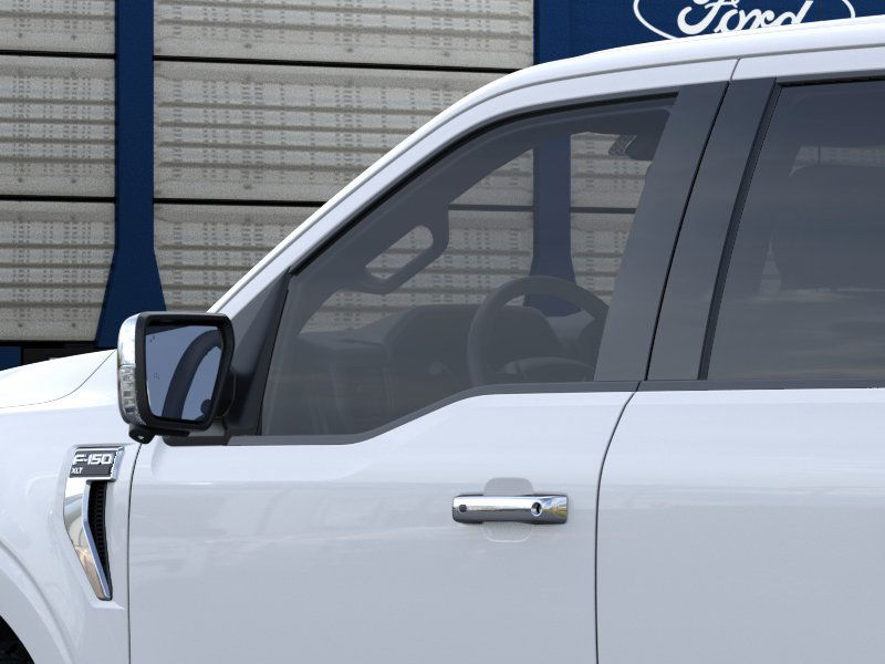 2025 Ford F-150 XLT photo 32