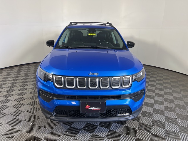 Certified 2022 Jeep Compass Latitude Lux with VIN 3C4NJDFBXNT112270 for sale in Shakopee, Minnesota