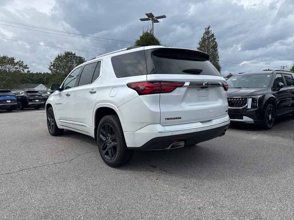 2023 Chevrolet Traverse Premier photo 3