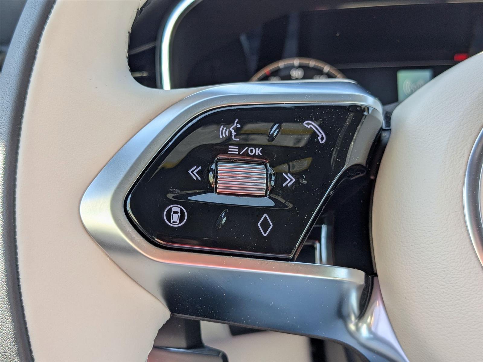 2026 Jaguar F-PACE P250 R-Dynamic S photo 12