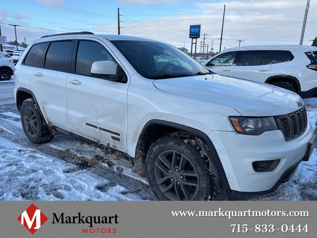 2016 Jeep Grand Cherokee Laredo's photo