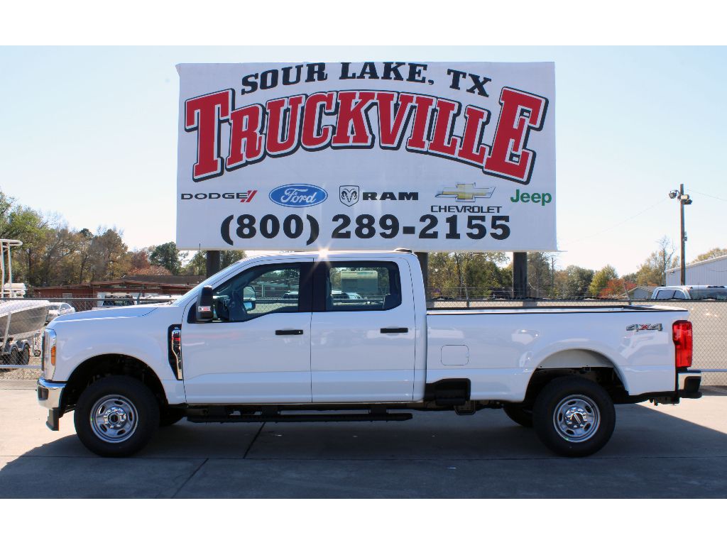 2026 Ford F-250 Super Duty XL's photo