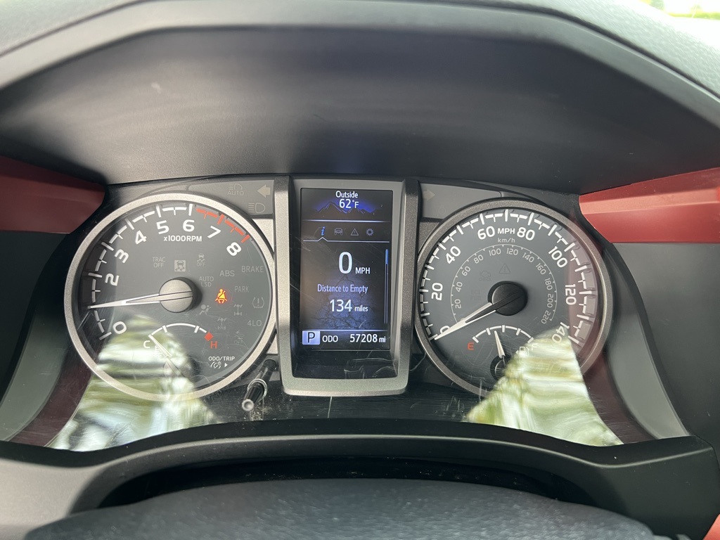 2020 Toyota Tacoma SR5 photo 16