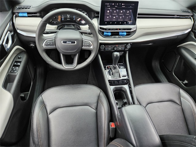 2024 Jeep Compass Limited photo 7