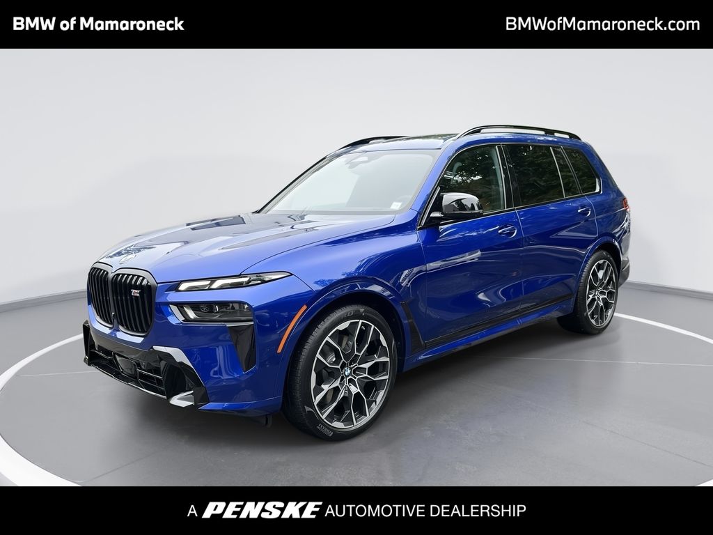 2025 BMW X7 M60i's photo