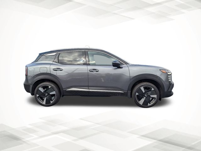 2025 Nissan Kicks SR photo 3