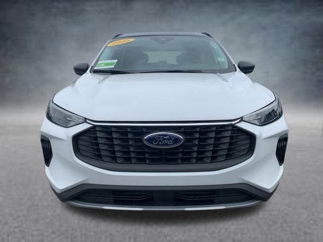 2025 Ford Escape Active photo 2