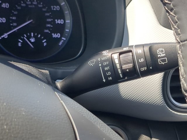2020 Hyundai Kona SEL Plus photo 27