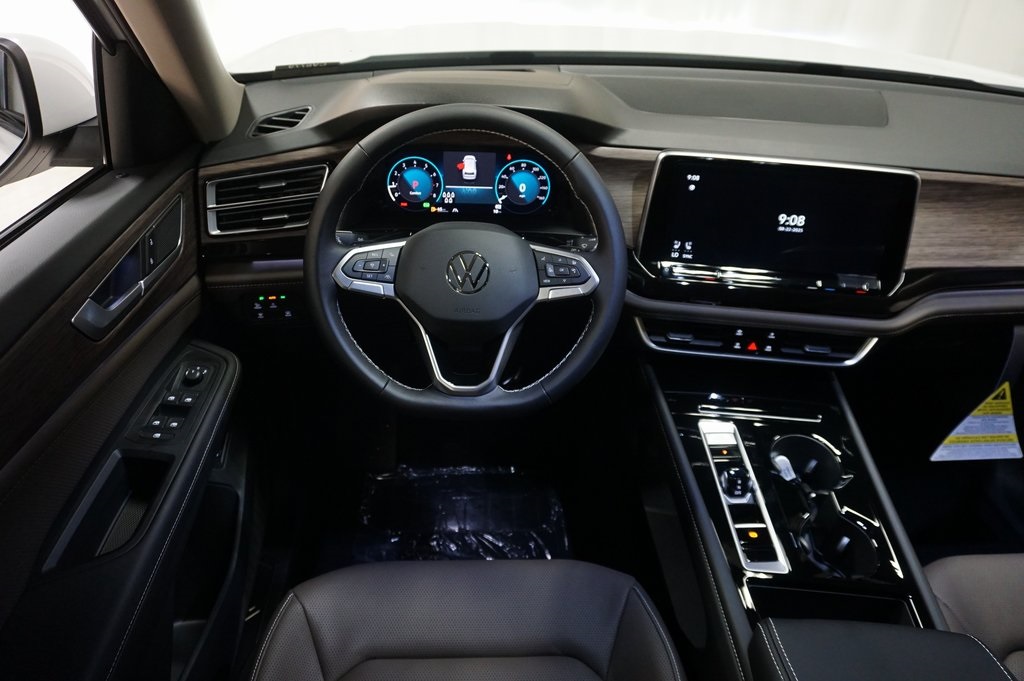 2026 Volkswagen Atlas SEL photo 11