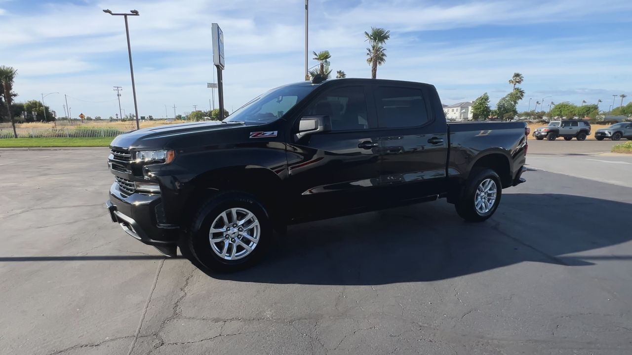 2022 Chevrolet Silverado 1500 RST photo 3