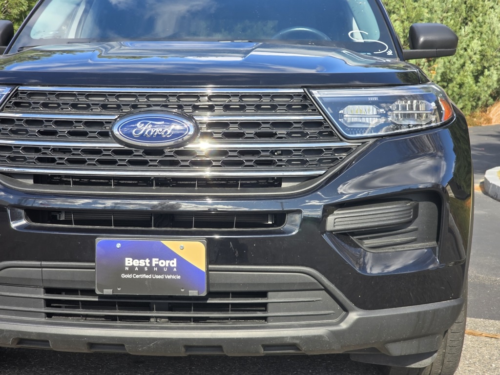2022 Ford Explorer XLT photo 2